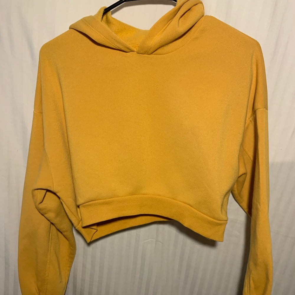 Comfy Cropped Yellow Hoodie